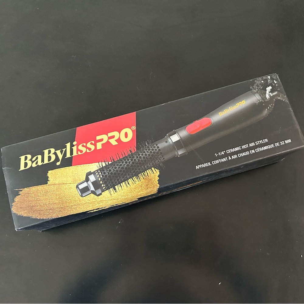 Babybliss pro 1-1/4" CERAMIC HOT AIR STYLER
32 MM CERAMIC HOT AIR STYLER